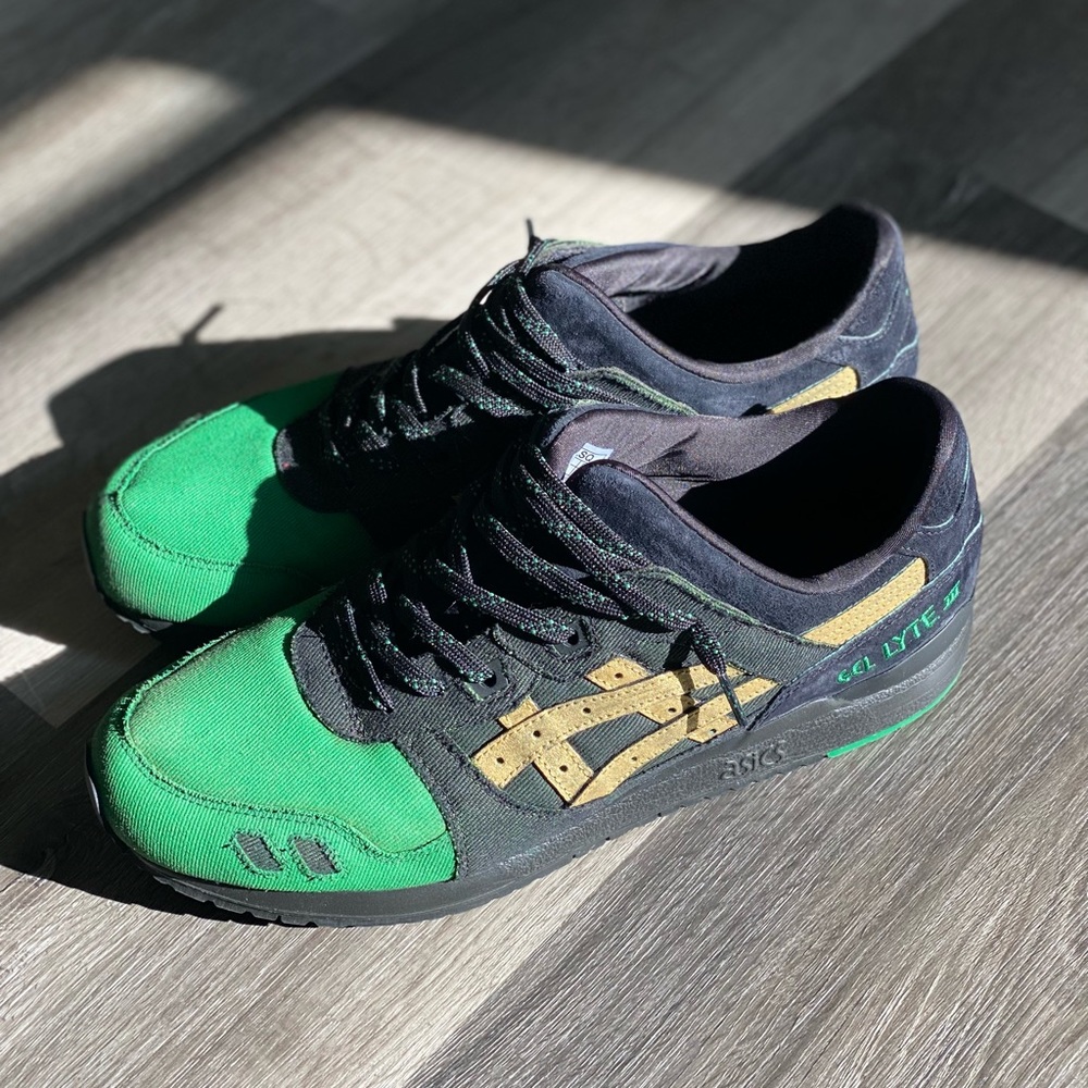 Custom 1of1 ASICS gel lyte III